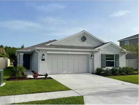 725 Peg Ct, Saint Cloud, FL 34772