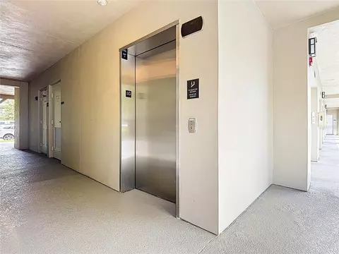 Entry Way - 1231 Wright Cir #308, Celebration, FL 34747 photo 1 of 2