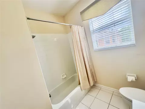 Bath - 13536 Turtle Marsh Loop #532, Orlando, FL 32837 photo 4 of 4