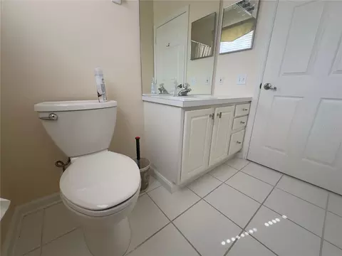 Bath - 13536 Turtle Marsh Loop #532, Orlando, FL 32837 photo 3 of 4