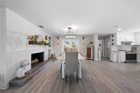 Dining - 4420 Quail Roost Rd, Saint Cloud, FL 34772 photo 2 of 5