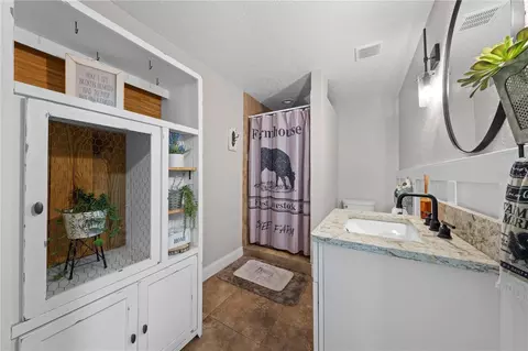 Bath - 4420 Quail Roost Rd, Saint Cloud, FL 34772 photo 3 of 6