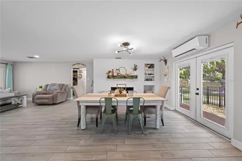 Dining - 4420 Quail Roost Rd, Saint Cloud, FL 34772 photo 3 of 5