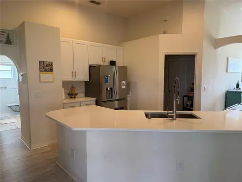 Kitchen - 1043 Chamberlin Trl, Saint Cloud, FL 34772 photo 2 of 2