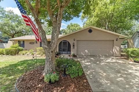 610 Cypress Ct, Saint Cloud, FL 34769