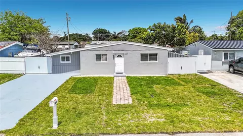 4157 Winchester Ln, West Palm Beach, FL 33406