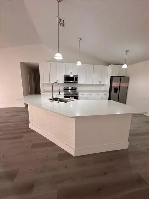 Kitchen - 40 Willow Run, Ocala, FL 34472 photo 6 of 8