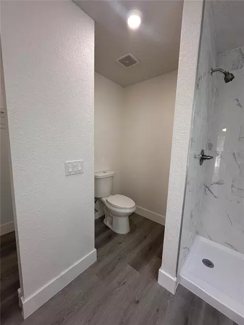 Bath - 40 Willow Run, Ocala, FL 34472 photo 6 of 9