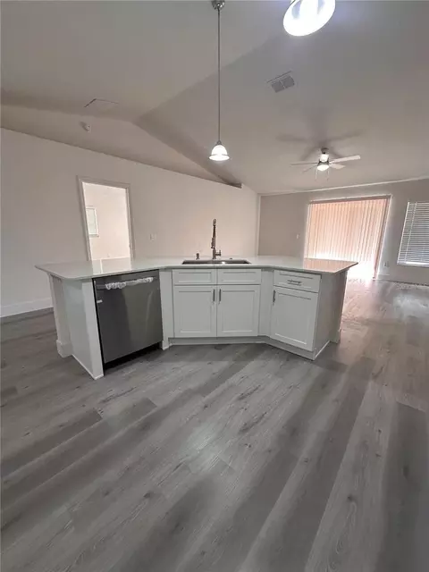 Kitchen - 40 Willow Run, Ocala, FL 34472 photo 3 of 8