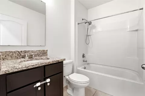 Bath - 5636 Westerly Breeze Pl, Saint Cloud, FL 34771 photo 2 of 2