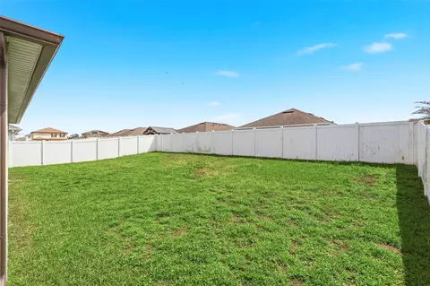 Exterior - 5636 Westerly Breeze Pl, Saint Cloud, FL 34771 photo 5 of 9