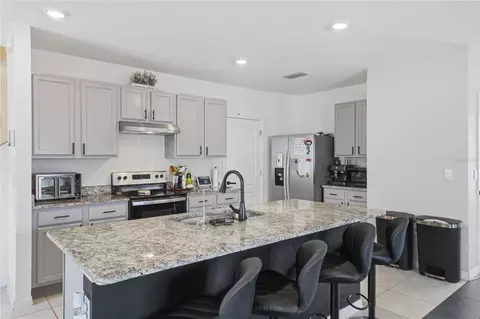 Kitchen - 2935 Turnstone Run, Saint Cloud, FL 34773 photo 1 of 5