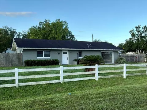 4850 Lake Shore Dr, Saint Cloud, FL 34772