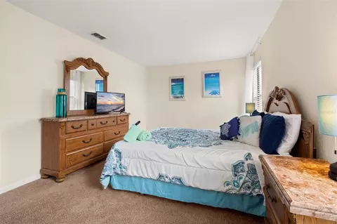 Bedroom - 141 Summer Place Loop, Clermont, FL 34714 photo 6 of 13
