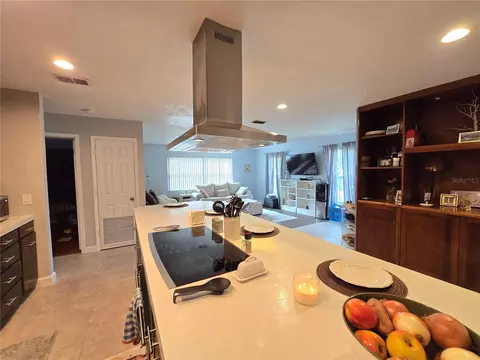 Kitchen - 1407 Ohio Ave, Saint Cloud, FL 34769 photo 5 of 7