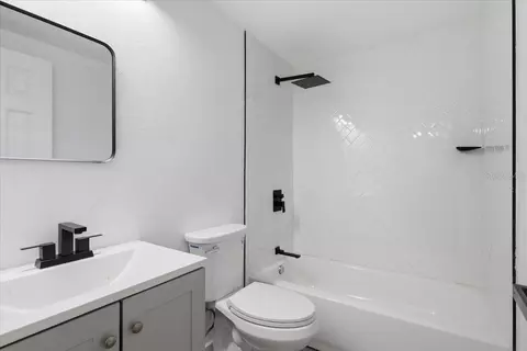 Bath - 1723 E Idell St, Tampa, FL 33604 photo 5 of 7