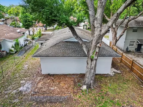 Exterior - 1723 E Idell St, Tampa, FL 33604 photo 5 of 12
