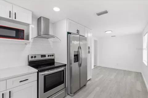 Kitchen - 1723 E Idell St, Tampa, FL 33604 photo 3 of 5