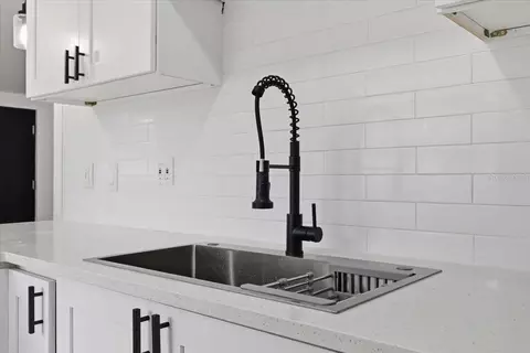 Kitchen - 1723 E Idell St, Tampa, FL 33604 photo 4 of 5