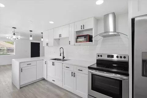 Kitchen - 1723 E Idell St, Tampa, FL 33604 photo 2 of 5
