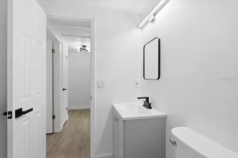 Bath - 1723 E Idell St, Tampa, FL 33604 photo 7 of 7