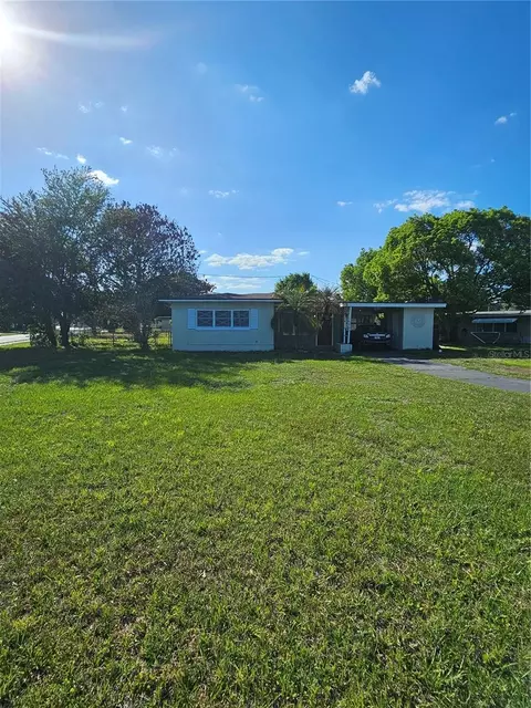 1002 George St, Kissimmee, FL 34741