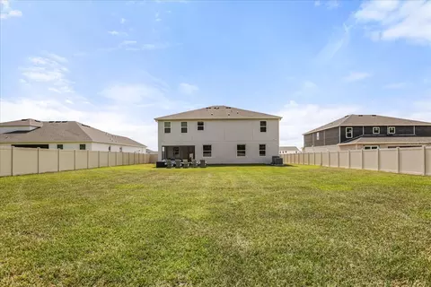 Exterior - 5867 Sierra Crown St, Mount Dora, FL 32757 photo 5 of 8