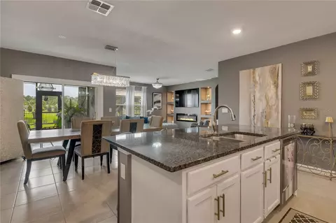 Kitchen - 2874 Turnstone Run, Harmony, FL 34773 photo 3 of 4