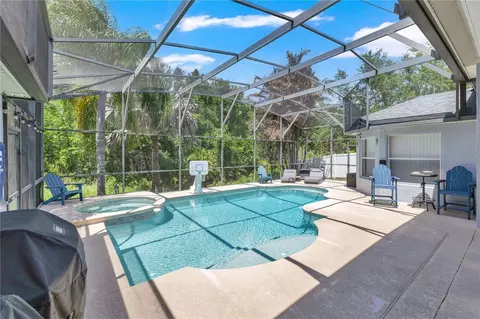 Exterior - 4011 Chippewa Ct, Saint Cloud, FL 34772 photo 4 of 10