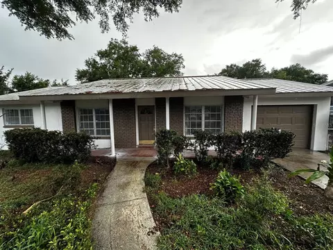 245 16th St NE, Winter Haven, FL 33881