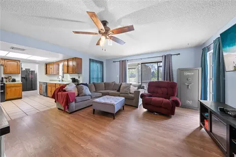 Living - 6570 Bay Shore Dr, Saint Cloud, FL 34771 photo 6 of 7