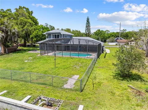 Exterior - 6570 Bay Shore Dr, Saint Cloud, FL 34771 photo 11 of 12