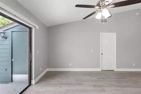 Living - 2422 King Oak Ct, Saint Cloud, FL 34769 photo 4 of 7