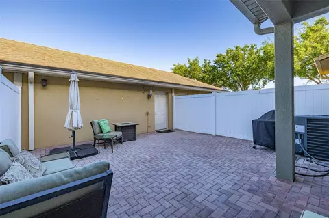 Exterior - 7710 Fairgrove Ave, Windermere, FL 34786 photo 6 of 18