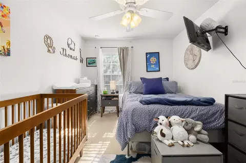 Bedroom - 7710 Fairgrove Ave, Windermere, FL 34786 photo 6 of 7