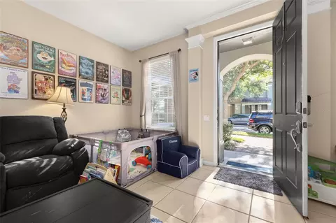 Entry Way - 7710 Fairgrove Ave, Windermere, FL 34786 photo 2 of 3