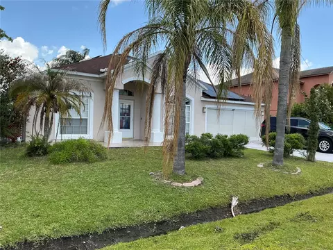 823 Ognon Ct, Kissimmee, FL 34759
