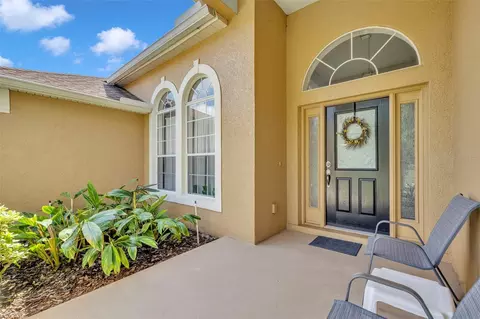 Entry Way - 887 Seneca Trl, Saint Cloud, FL 34772 photo 1 of 6