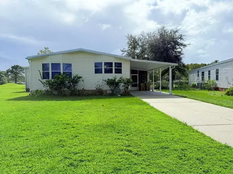 220 Ellsworth Dr, Kissimmee, FL 34758