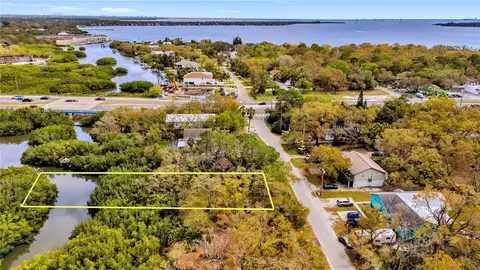 Phoenix Avenue, Oldsmar, FL 34677