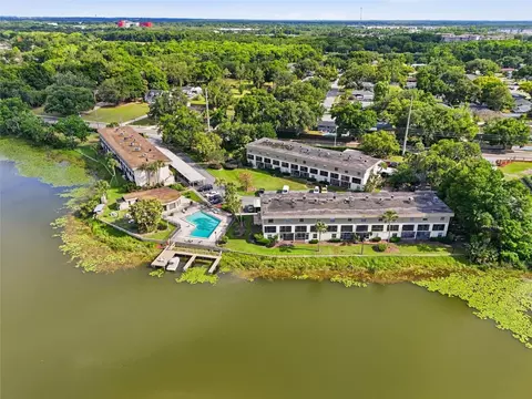 View/Area - 404 E Orlando Ave #11B, Ocoee, FL 34761 photo 3 of 5