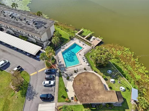 View/Area - 404 E Orlando Ave #11B, Ocoee, FL 34761 photo 2 of 5