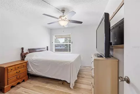 Bedroom - 404 E Orlando Ave #11B, Ocoee, FL 34761 photo 1 of 3