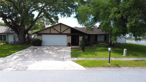 1718 Bruce St, Kissimmee, FL 34741