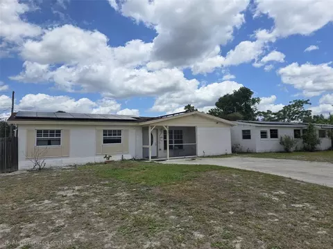 10325 Loubet St, Orlando, FL 32817