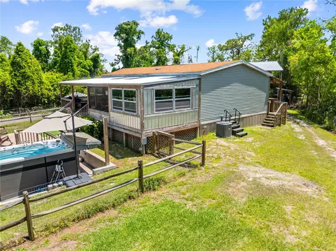 Exterior - 5585 Palm Ave, Okeechobee, FL 34972 photo 34 of 37