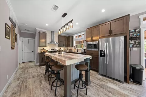 Kitchen - 5585 Palm Ave, Okeechobee, FL 34972 photo 2 of 10