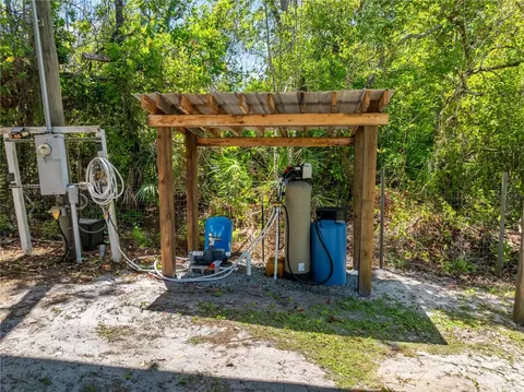 Exterior - 5585 Palm Ave, Okeechobee, FL 34972 photo 30 of 37
