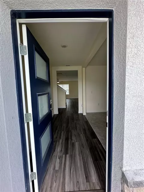 Entry Way - 412 Chayne Pl, Saint Cloud, FL 34771 photo 1 of 2