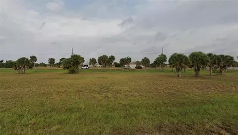 13 Redbud Ct, Placida, FL 33946 photo 3
